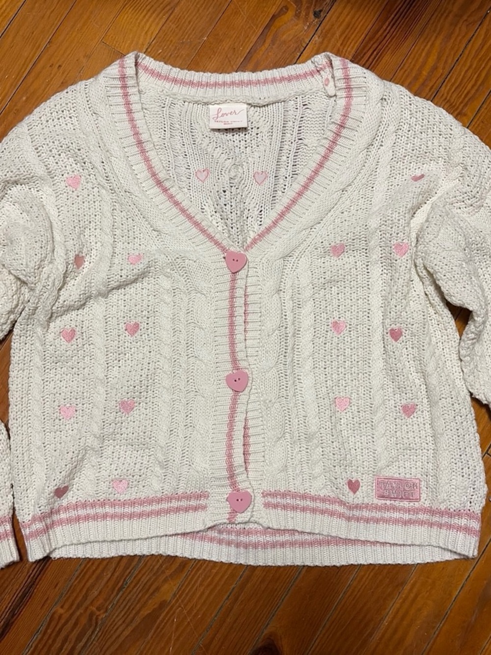 Taylor swift Cream Cable-Knit Cardigan with Pink Hearts from lover era brand new - Picture 1 of 4